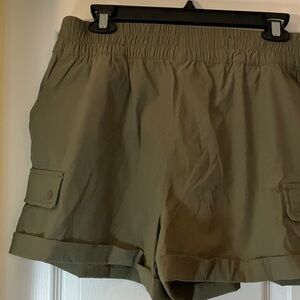 Mondetta Olive Green Cargo Shorts with Elastic Waist